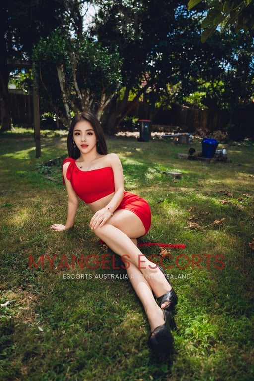 Photo 4 / 4 of Xiaoxiao