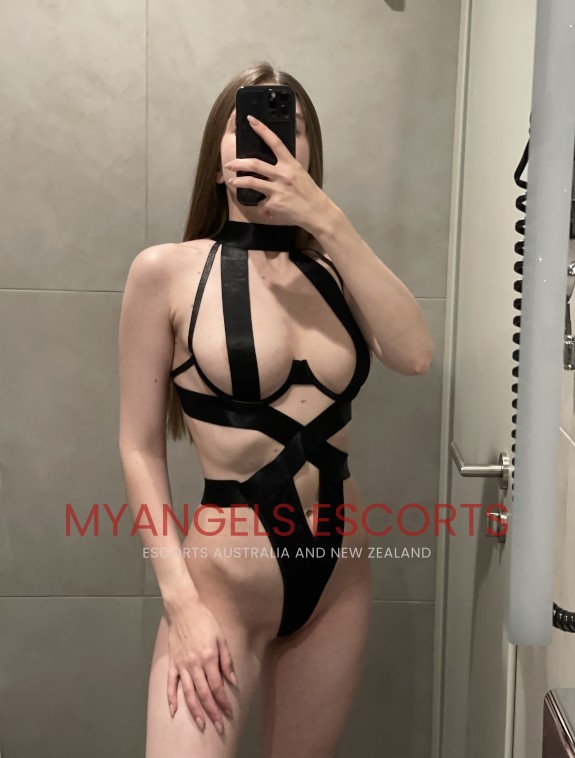 Sage, 25-year-old C-cup escort from New Zealand available in Auckland Hillsborough