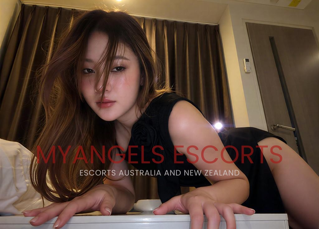 Aida, 26, Australian D cup escort from Golden Beach, Sunshine Coast