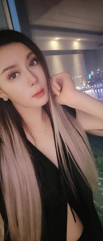Profile of Cici, 27 year old Asian-Other from Milford, Auckland Escort
