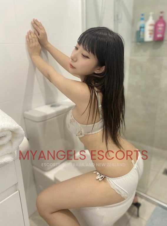 19-year-old Chiakii, Asian escort in Adelaide CBD, Australia
