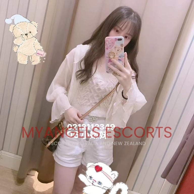 19yo Asian July, C cup escort in Mount Albert, Auckland sex service