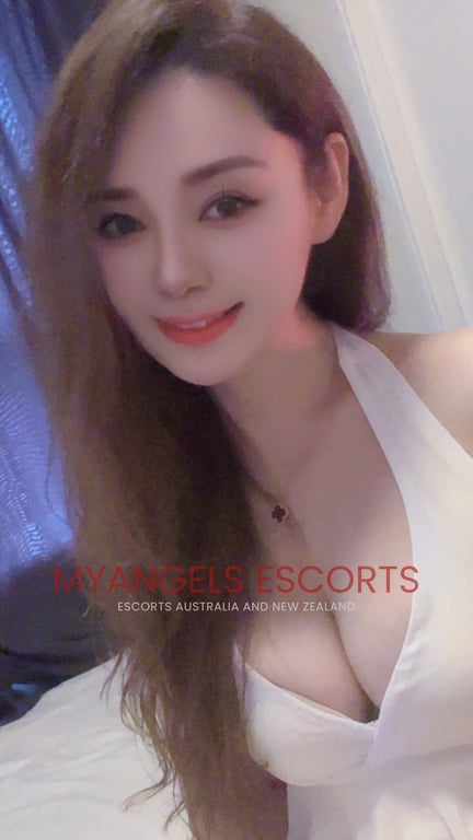 Photo 1 / 5 of Melody