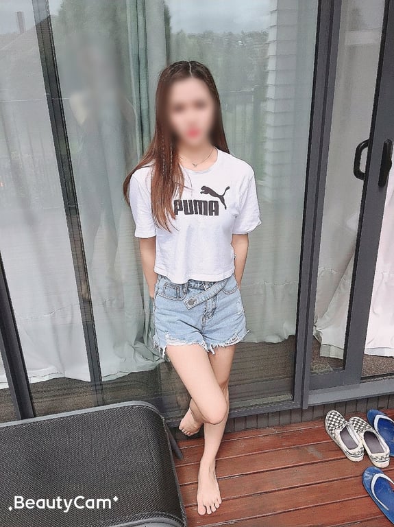 Profile of Leah, 24 year old Taiwanese from Epsom, Auckland Escort