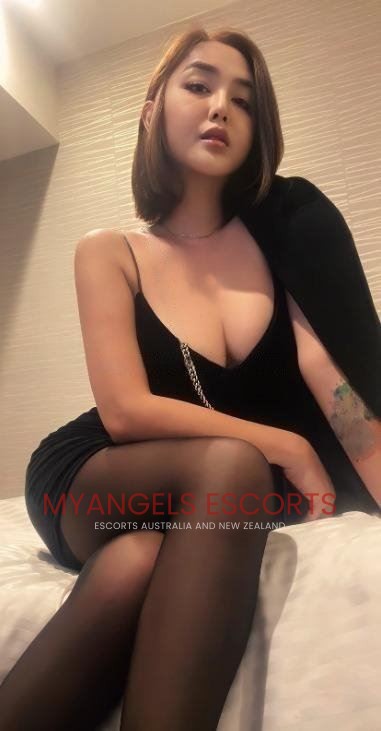 Melisa 22-year-old Asian escort in Melbourne Australia