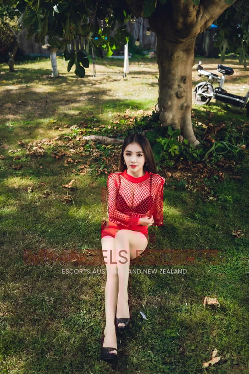 Photo 6 / 6 of Xiaoxiao