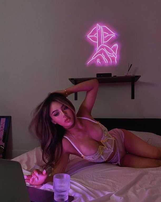 Isla 26-year-old Asian escort in Auckland Blockhouse Bay