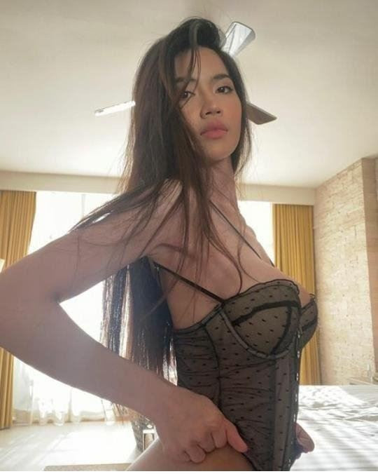 Sofia, 23, Australian D cup escort in Canberra CBD area