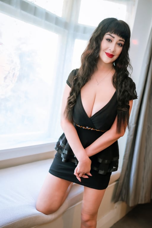 Yoshiko 34-year-old Asian escort in Royal Oak Auckland