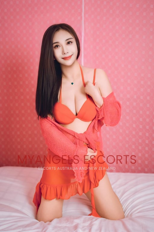 Photo 2 / 4 of Lisaou