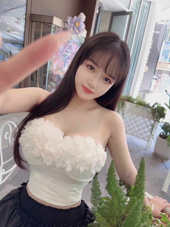 Quinn 22-year-old Thai escort with D cup in Adelaide