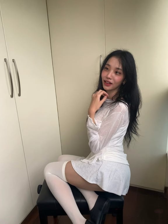 Ruby 23-year-old Asian escort in Parramatta Sydney