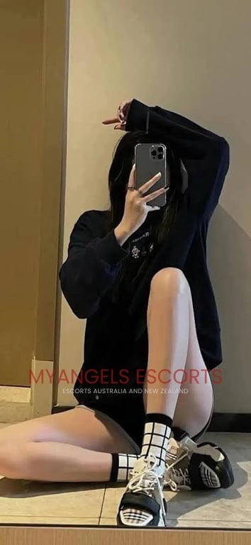 Vivi 25-year-old Chinese escort in Ellerslie Auckland NZ