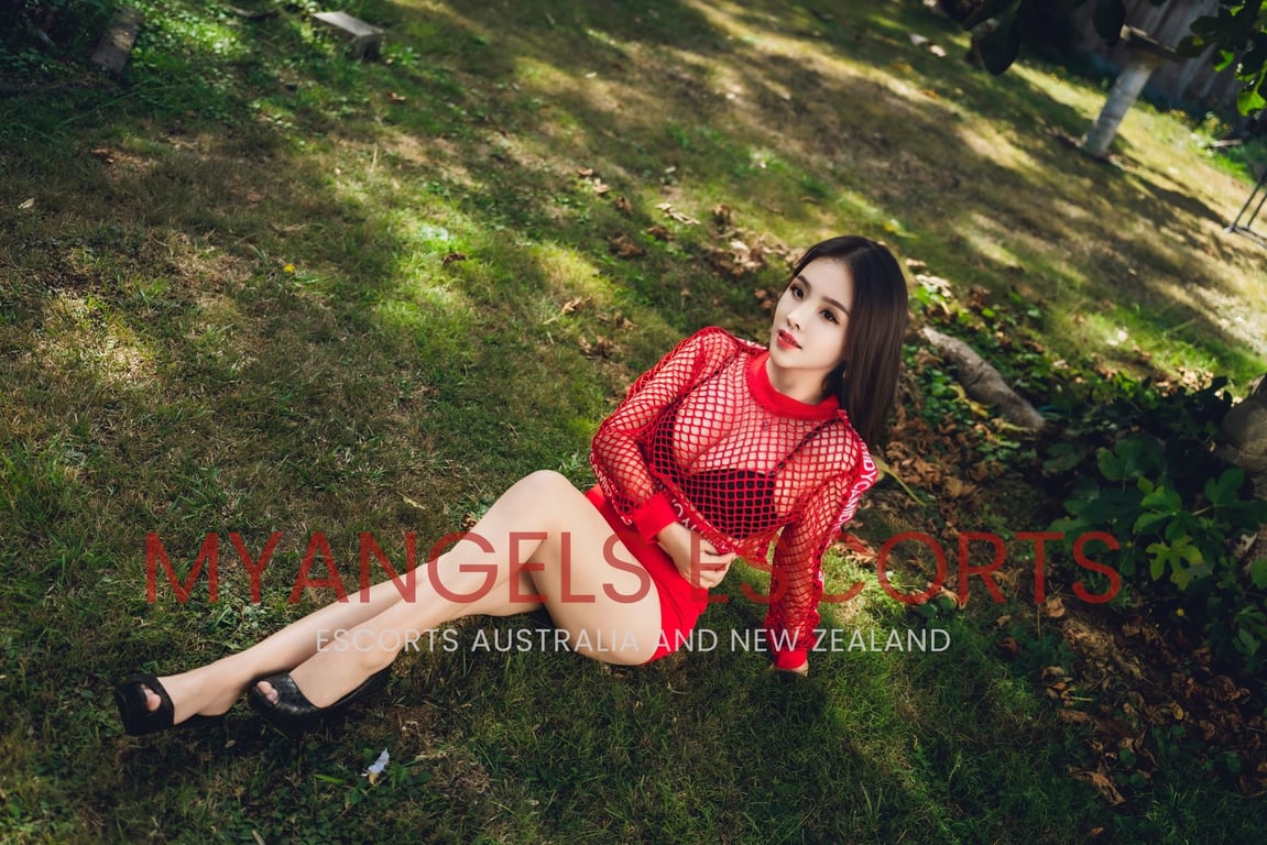 Photo 2 / 4 of Xiaoxiao