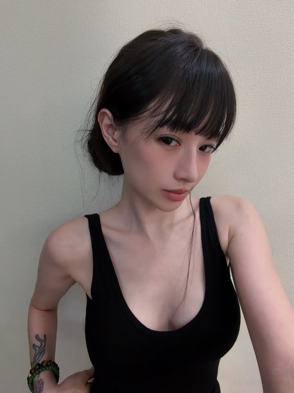 Profile of Stella, 21 year old Japanese from Southbank, Melbourne Escort