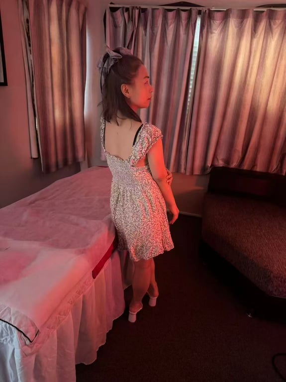 Cici 27-year-old Asian escort in Remuera Auckland New Zealand