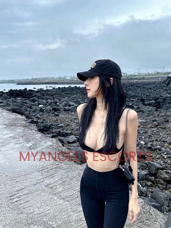 Aileen, 22yo Taiwanese E-cup escort in Melbourne Box Hill - escorts nz