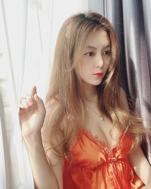 Cassy 21-year-old Asian escort in Darlinghurst Sydney