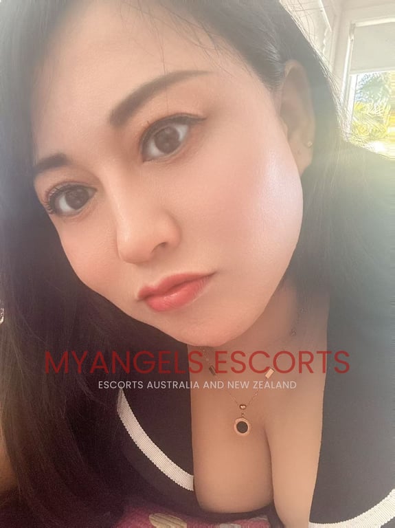 Sue, 27, DD cup New Zealand escort in Auckland Manukau area