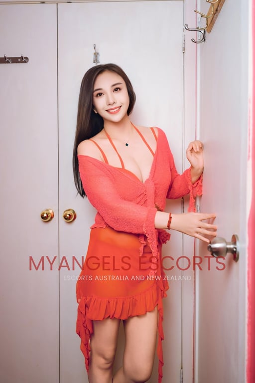 Yoyo, 30, Asian escort in Auckland Panmure area, C cup milf available for services