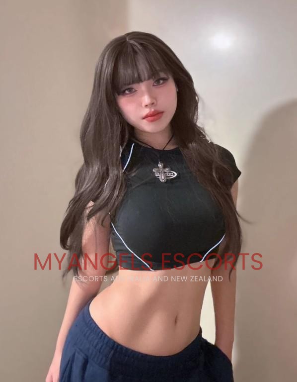 Photo 3 / 4 of Asuna