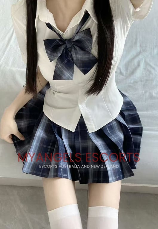 Abi 23-year-old Asian escort in Onehunga Auckland NZ