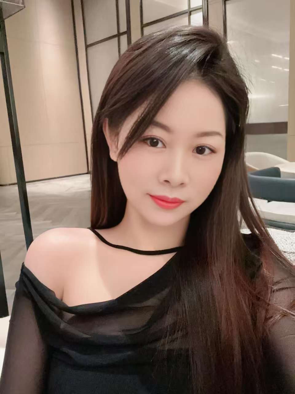 Kelly, 24yo Korean escort in Adelaide offering sensual massage services