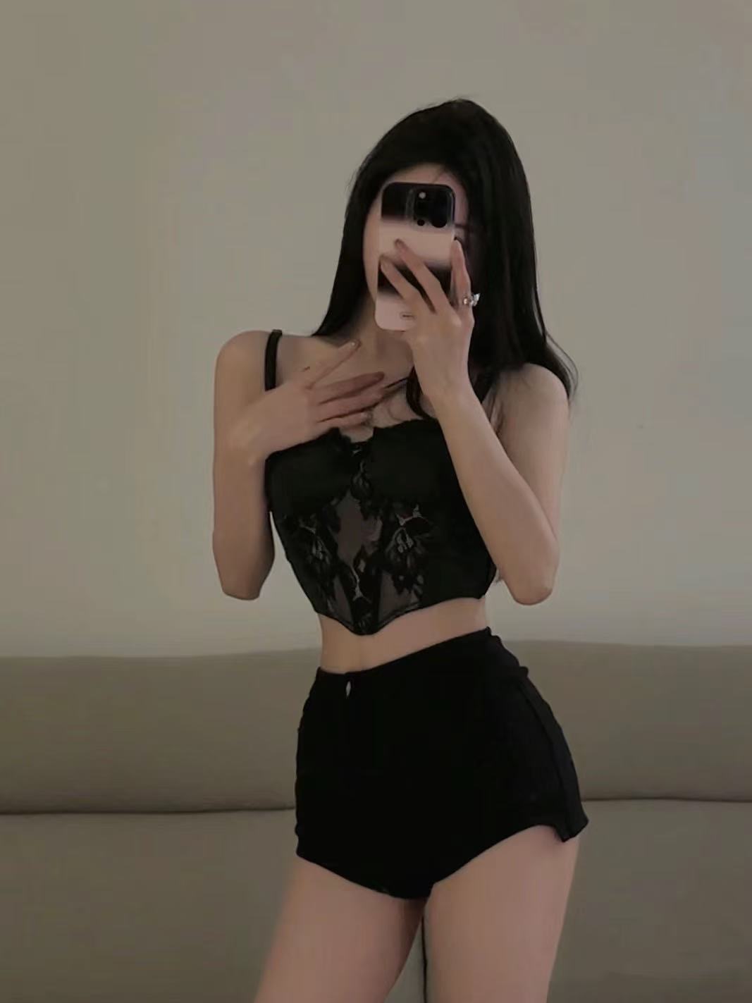 27-year-old Asian Fei, A-cup escort available in Ellerslie, Auckland